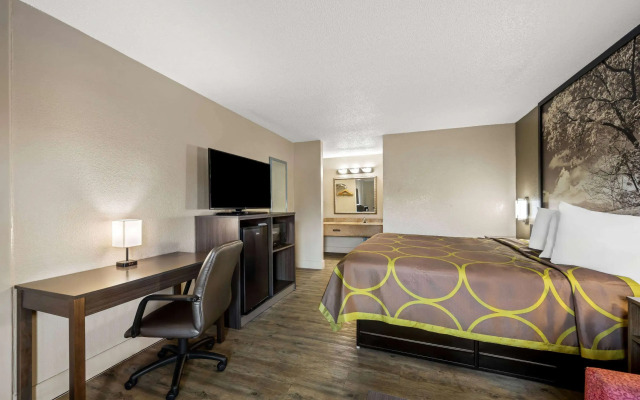 Super 8 by Wyndham Garysburg/Roanoke Rapids