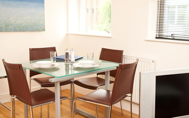 Clarendon Serviced Apartments - 140 Minories