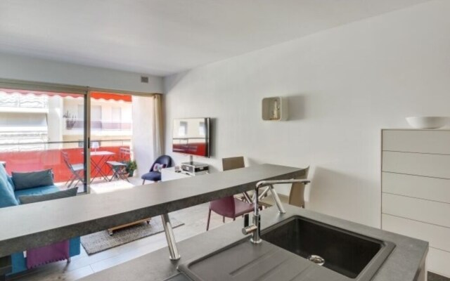 4 people apartment Cannes Pointe Croisette by Weekome