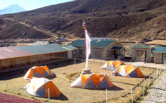 Machermo Lodge & Bakery