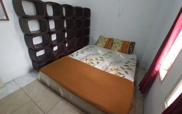 OYO Life 91339 Pondok Kost Aulia Syariah