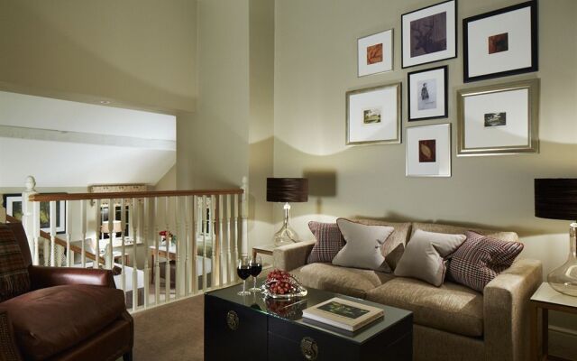 Inn At Woburn