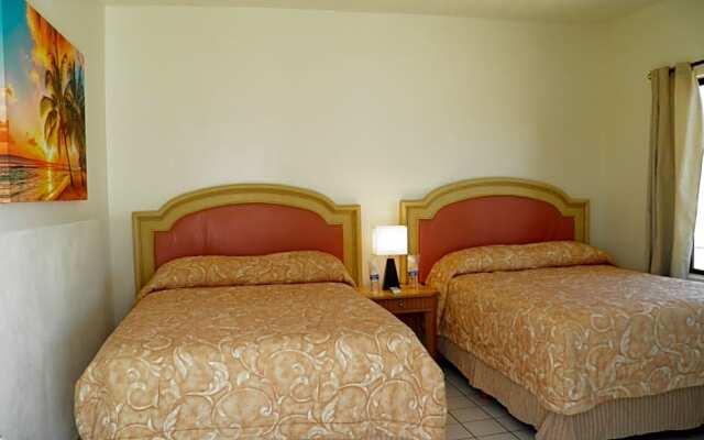 #52 Bungalow Seaside Hotel & Victors RV Park