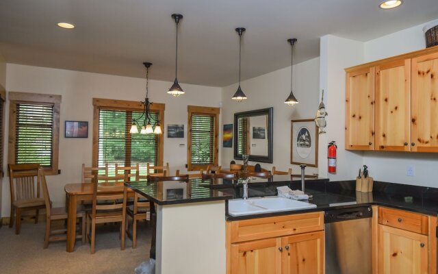 Ski Chalet 4 Bedroom Townhome