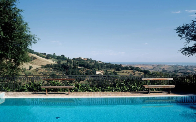 Palazzo Viviani Castello di Montegridolfo