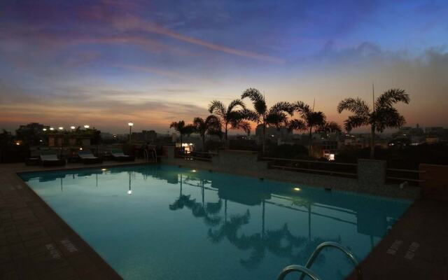 Luminous One Continent Hotel