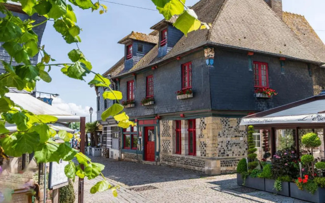 L'Absinthe Hôtel