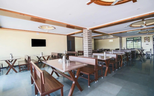Hotel Jai Hind By OYO Rooms