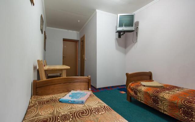Leoton Hotel