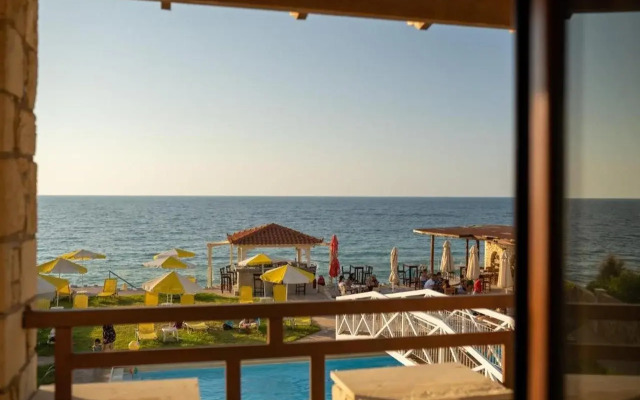 Ekavi Hotel