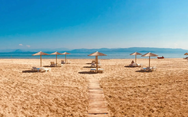 Koulouris Beach Hotel