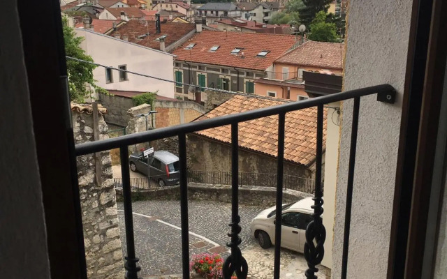 Antica Neviera House