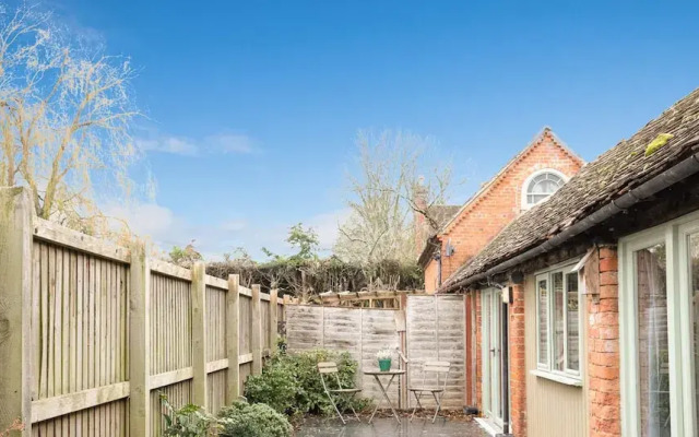 Host Stay Snodsbury Barn