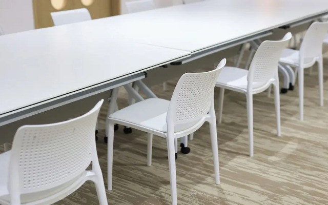 B2 Ubon Airport Premier Hotel