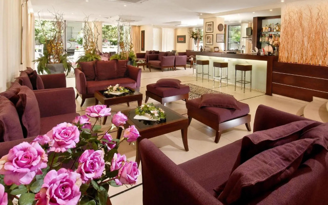 Hotel Pacific