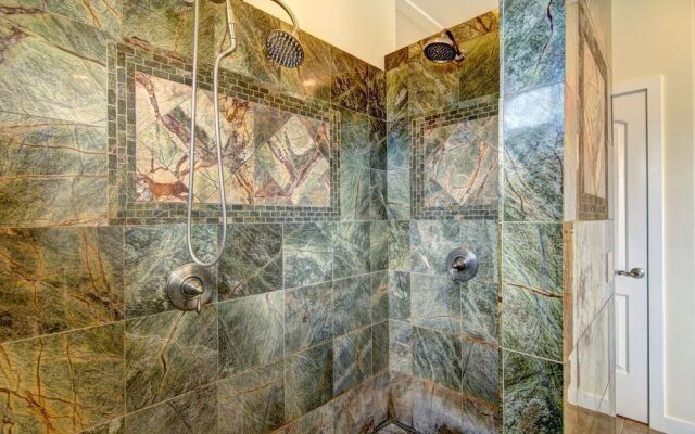 Hale Luana (Big Island) by Redawning