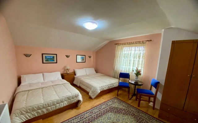 Eleni's Guesthouse