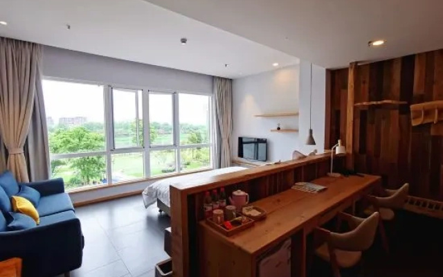 Shifang Qinglv Hotel