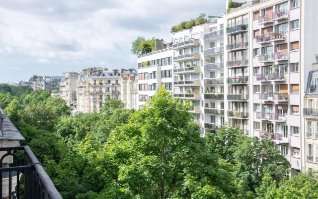Mercure Paris Montparnasse Raspail