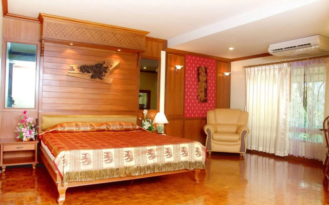 Royal Ivory Sukhumvit Nana