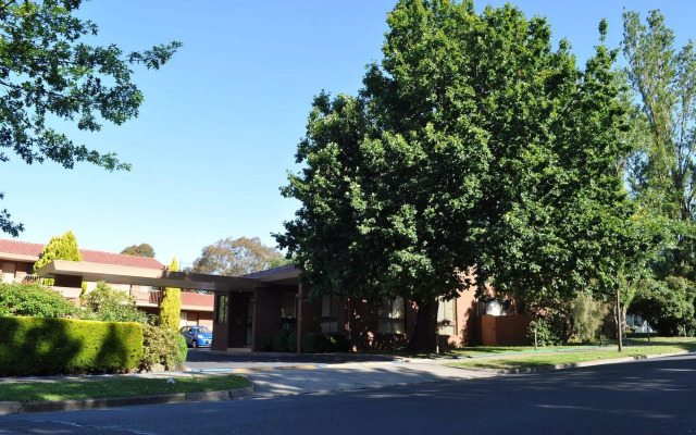 Nunawading Motor Inn