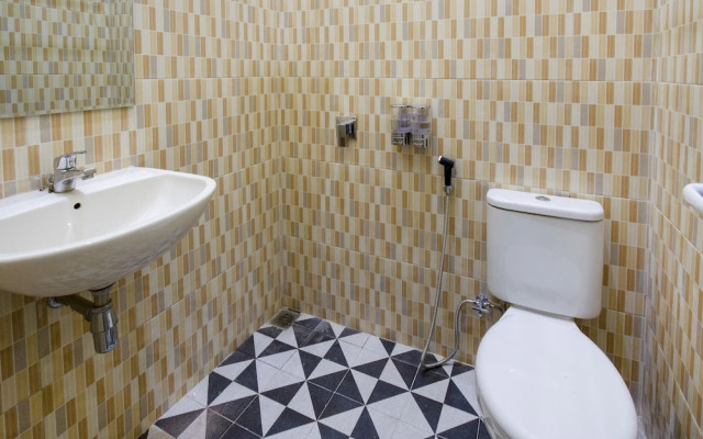 OYO 2753 Irma's Residence