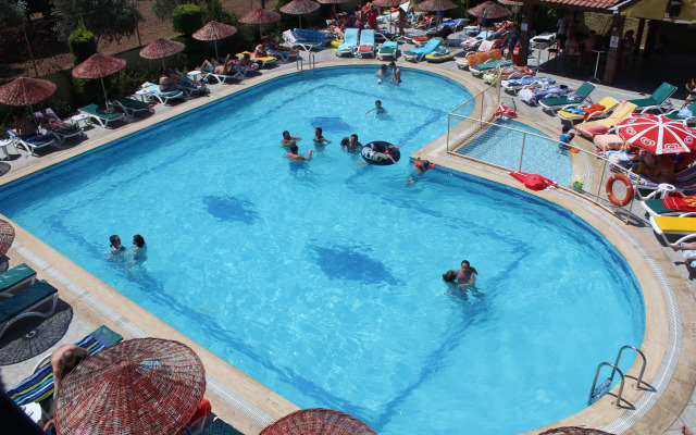 Club Sun Village Apartments