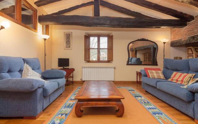 Casona De La Salceda