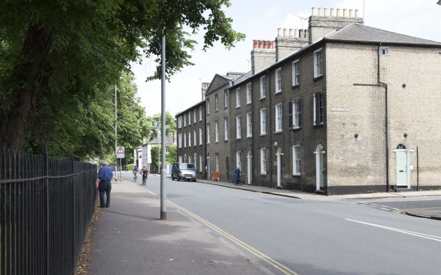 Peymans - Cambridge City Apartments Serviced Apartment