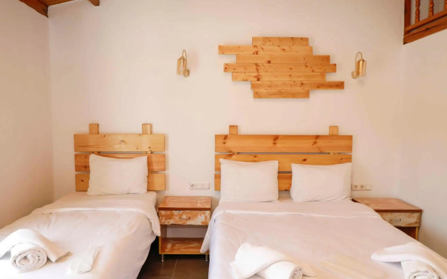 Teos Ormanci Tatil Koyu