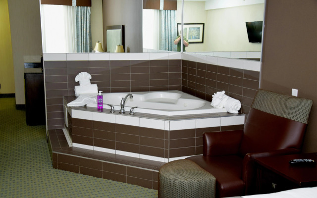 Coast Lethbridge Hotel & Conference Centre