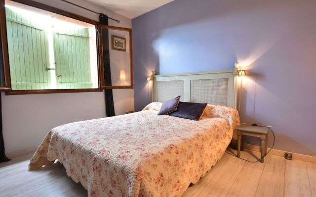 Beautiful Villa With Stunning Views of the Mont Ventoux