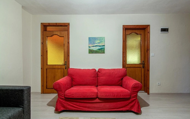 Cozy and Central Flat in the Heart of Levent