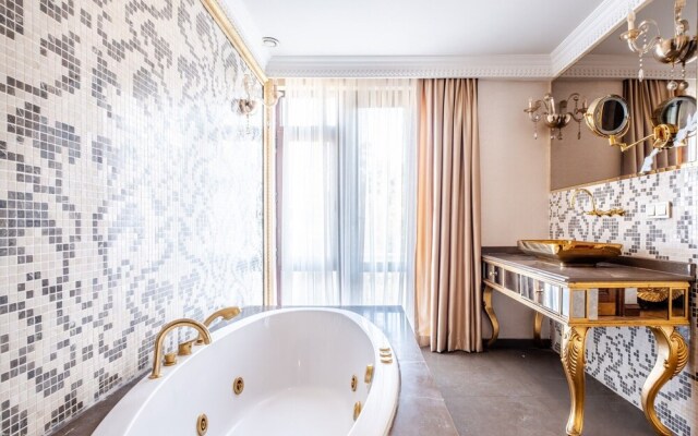 Superb Studio in Historic Mansion in Beylerbeyi