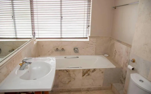 Waterfront 47 Spinniker