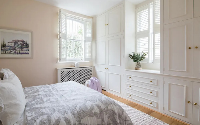 Cornwall Gardens by Lime Street