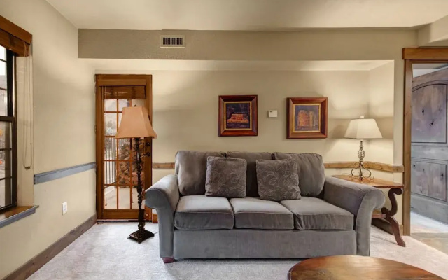 Copperbottom Inn 202 1 Bedroom Condo