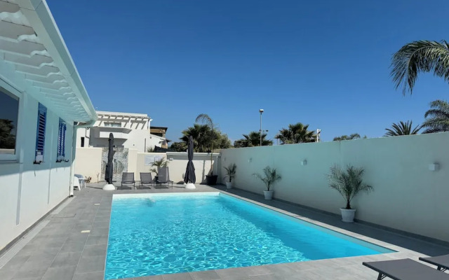 Onda Bianca Luxury Apartments