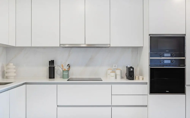 The Pine Flat with Pool at Furadouro