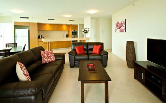 Lanai Riverside Apartments