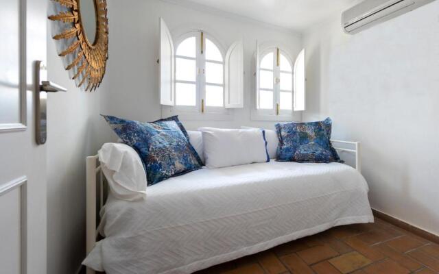 Genteel Home Pajaritos