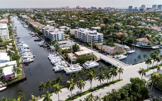 1ivd204j 1 Bedroom Hotel Room