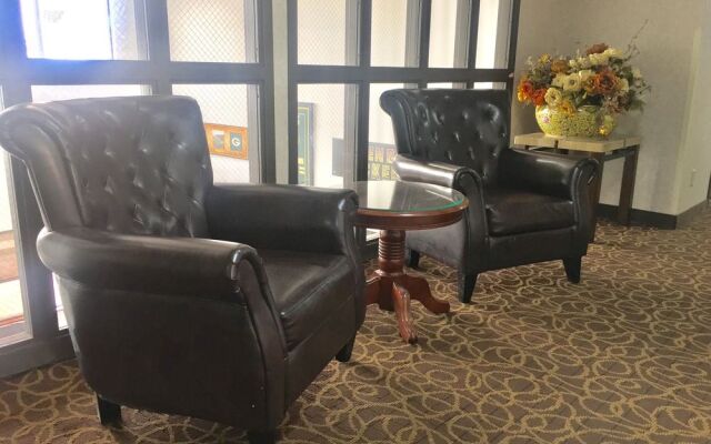 Baymont Inn and Suites Green Bay