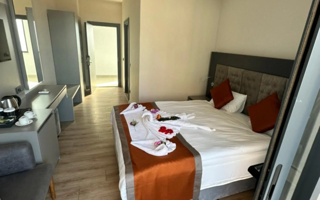 Side Golden Rock Hotel 16+ Adults Only