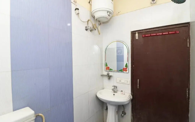 Punjab Regency By OYO Rooms