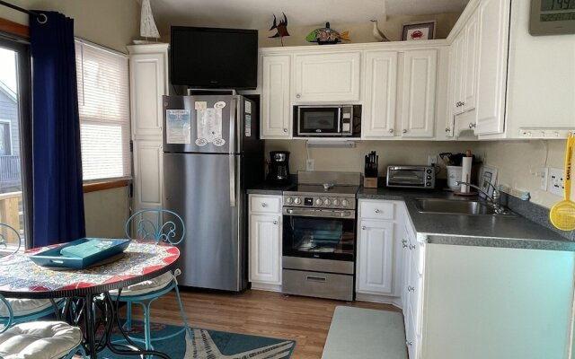 7 Safe Harbor Studio Bedroom Condo by RedAwning