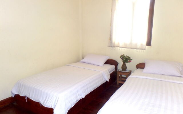 Inthasak Guesthouse