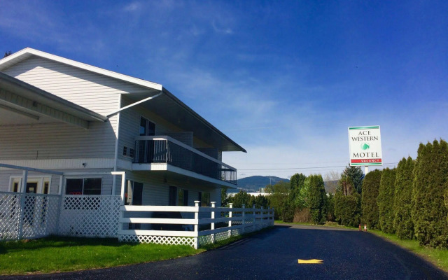 Ace Western Motel