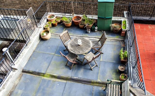 1 Bedroom Apartment Close to Gloucester Road Station