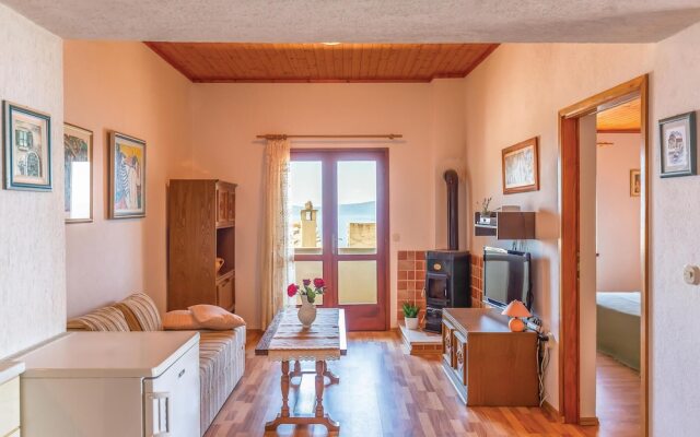 Amazing Home in Tucepi With Wifi and 2 Bedrooms